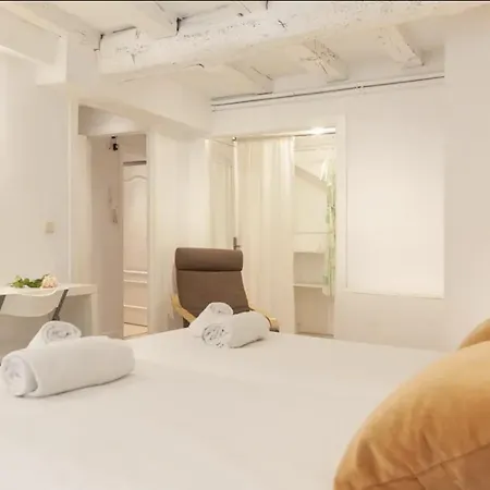 Apartment Boulevard 26