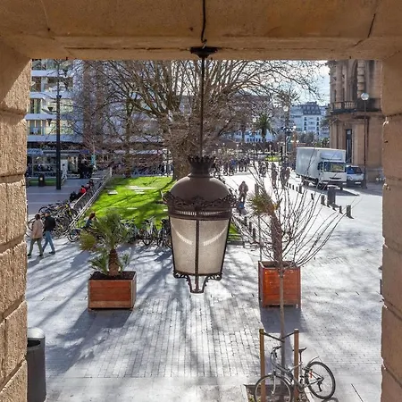 Boulevard 26